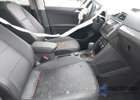 2020 Volkswagen Tiguan 2.0T Se/2.0T Se R-Line Black/2.0T Sel z USA, uszkodzony, nr VIN 3VV2B7AX0LM007573